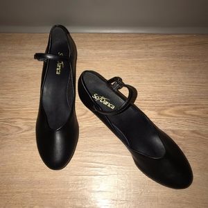 SO DANCA Black Character Shoes Size M 7.5 L